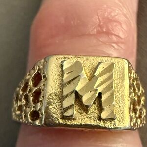 5 for $25!! Vintage Gold Over Sterling M Initial Ring Size 6